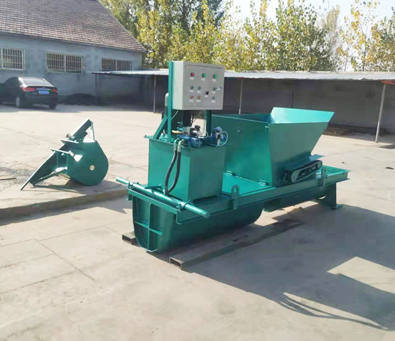 现浇渠道衬砌成型机